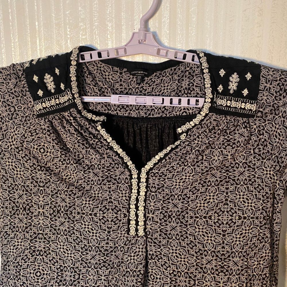 Lucky Brand Shirt Women's Size 1X Black White Boho Print 3/4 Sleeve V Neck - Picture 10 of 16